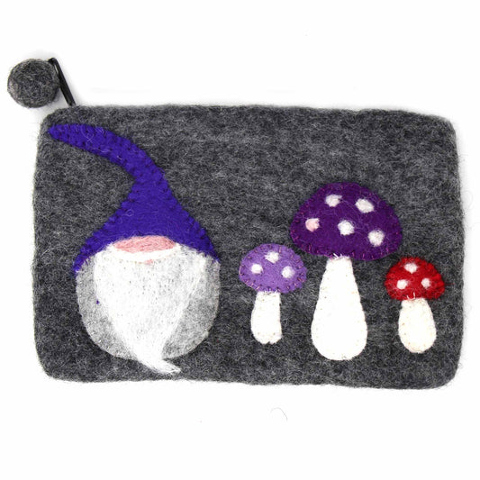 Gnome and Mushroom Clutch